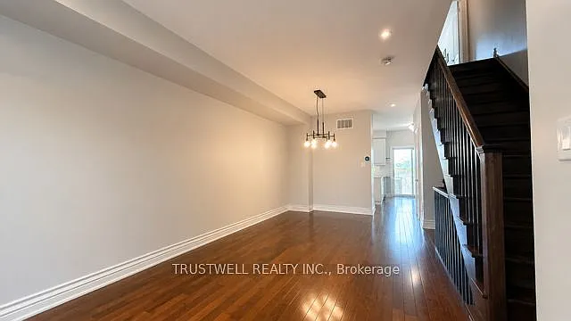 5B McGee St — Photo 4