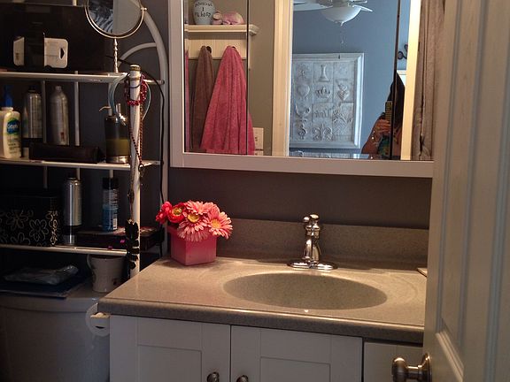 Second bedroom private bath