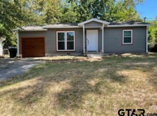 2228 Old Omen Rd, Tyler, TX 75701