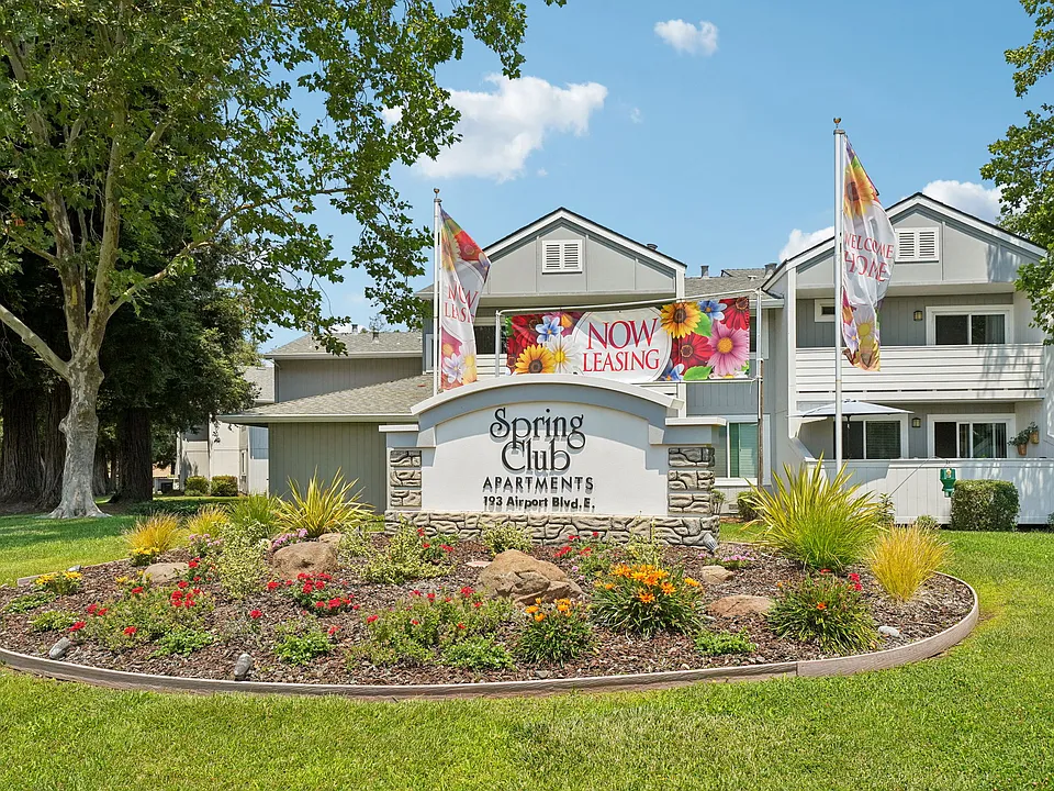 Spring Club Apartments