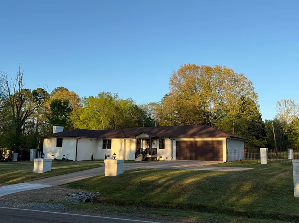 11560 S Main St, Somerville, TN 38068