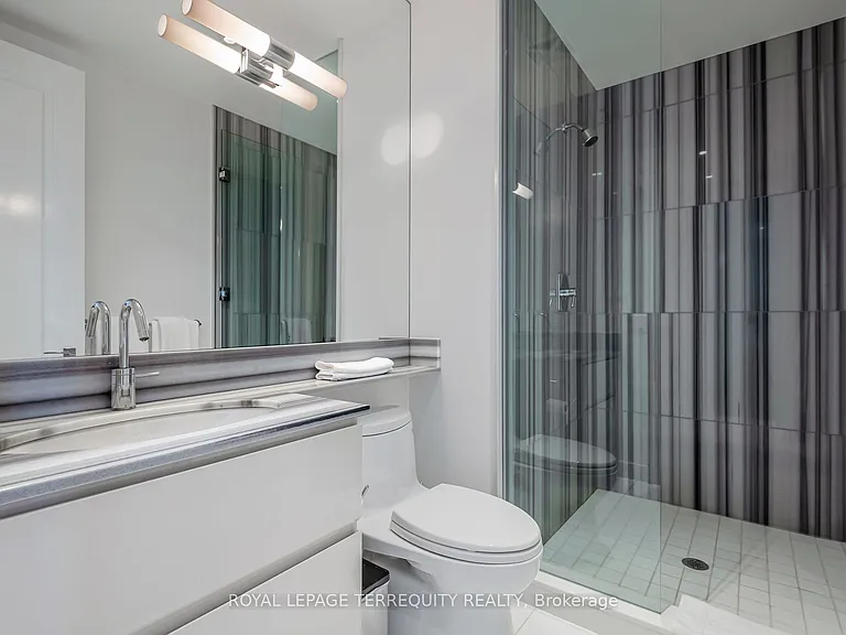 88 Davenport Rd #1704 — Photo 33