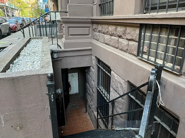 164 West 83rd Street CF1/CF2 image 12 of 12