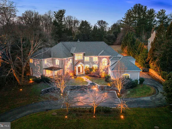 952 Lafayette Rd, Bryn Mawr, PA 19010