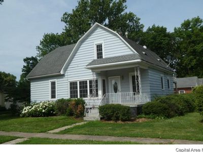 305 N Olive, New Berlin, IL, 62670