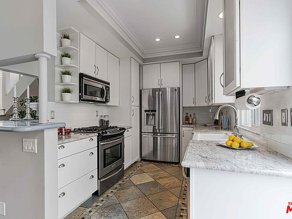 3rd image of 2615 6th St APT H