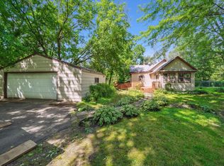5390 Bryant St, Maple Plain, MN 55359