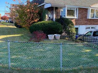 3881 Fairdale Rd, Philadelphia, PA 19154