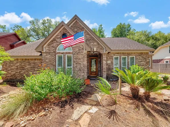 40 Cornerbrook Place, The Woodlands, TX 77381