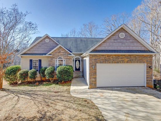 1440 Burdette Rd, Gray Court, SC 29645
