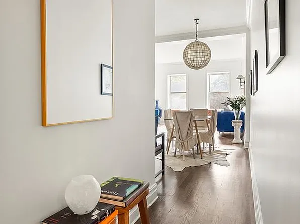 255 Eastern Pkwy APT A6, Brooklyn, NY 11238