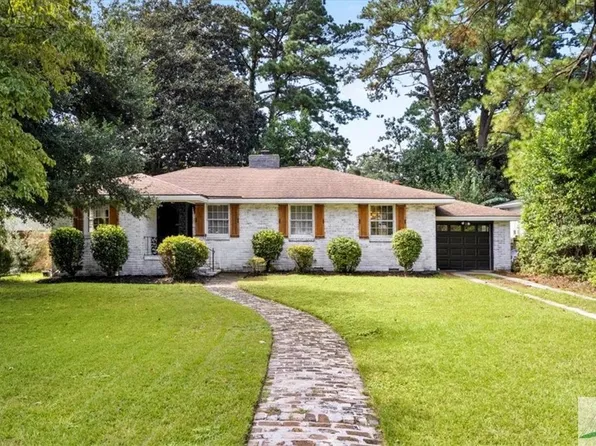 17 E 62nd Street, Savannah, GA 31405