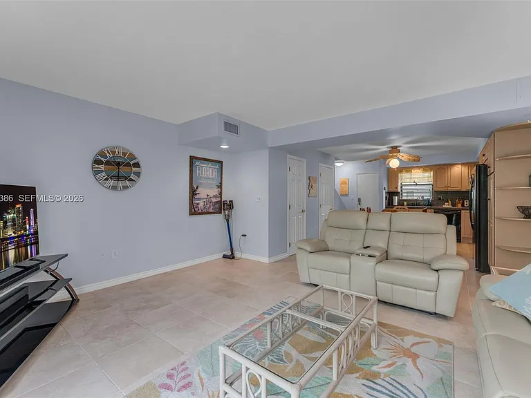87465 Old Hwy #209 — Photo 5