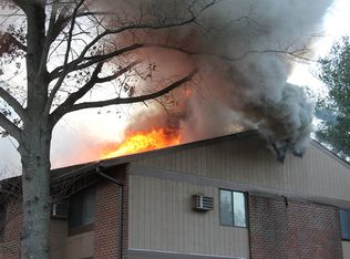 100 Hancock Ct, Red Bank, NJ