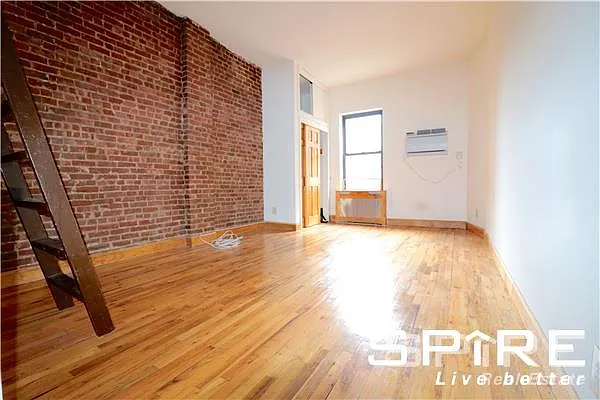 Rented by Spire Group | media 11
