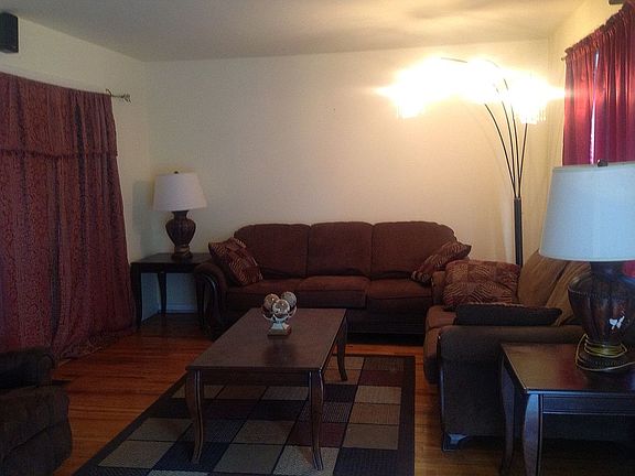 2nd image of 5257 Earl Dr