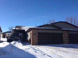 1331 32nd Ave SW, Minot, ND 58701