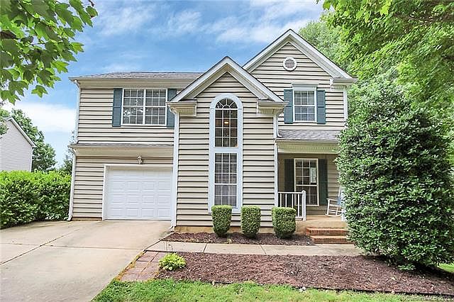 1st image of 370 Schad Ct SW