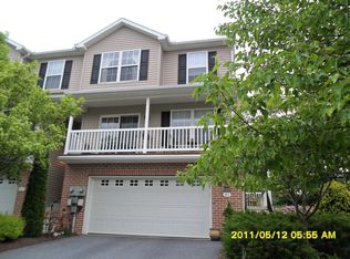 41 Parkside Dr #U-0025, Lebanon, PA 17042