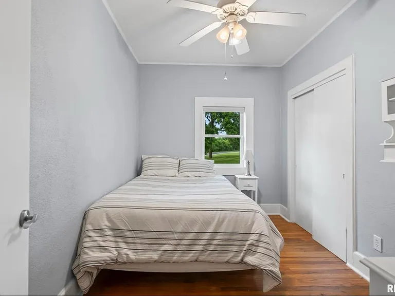 7096 Bahr Rd — Photo 9