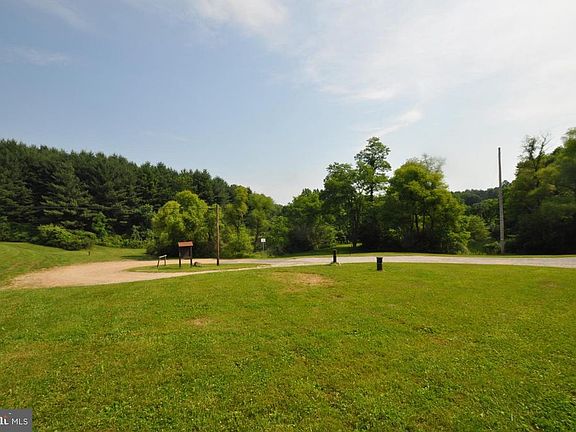 5th image of Florence Dr