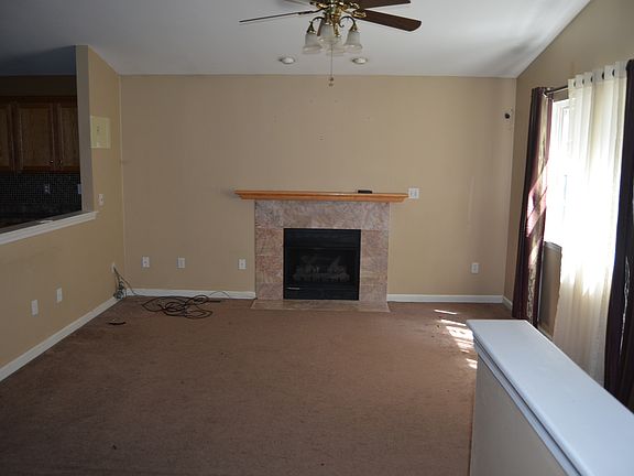 Additional Living Room