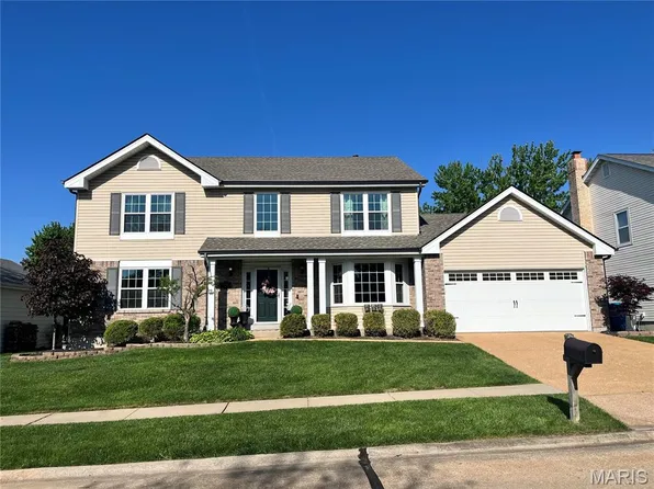 16124 Sea Breeze Ct, Grover, MO 63040