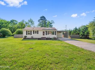 5204 Rowan Cir, Knoxville, TN 37912