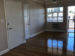 1227 S Dunsmuir Ave, Los Angeles, CA 90019