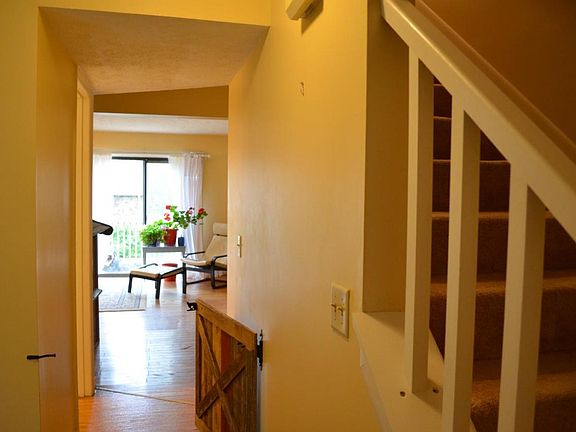 2nd image of 5061 Columbia Cir #7-77