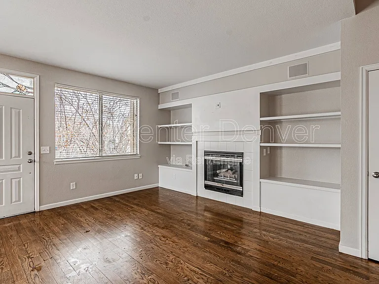 1099 S Walden Way #101 — Photo 32