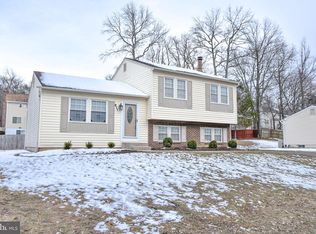 911 Wrigley Pl, Fort Washington, MD 20744