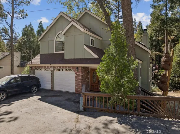 557 Brentwood Dr, Lake Arrowhead, CA 92352