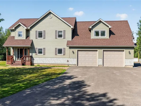 134 Du Portage St, Memramcook, NB E4K 3Y3