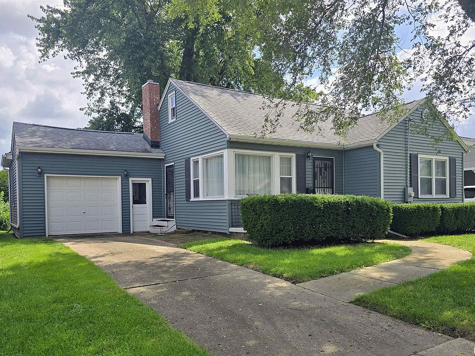 1st image of 1710 Crescent Dr