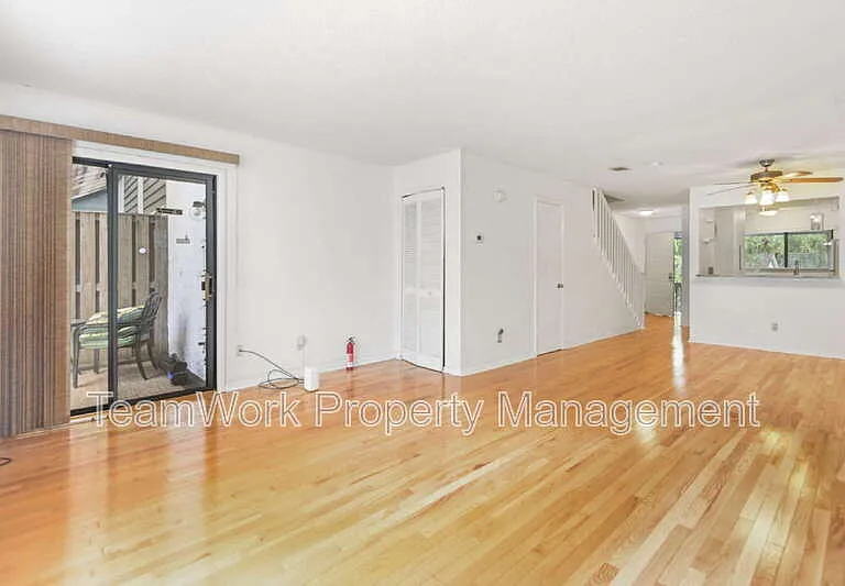 1161 Shadow Lake Cir #E — Photo 16