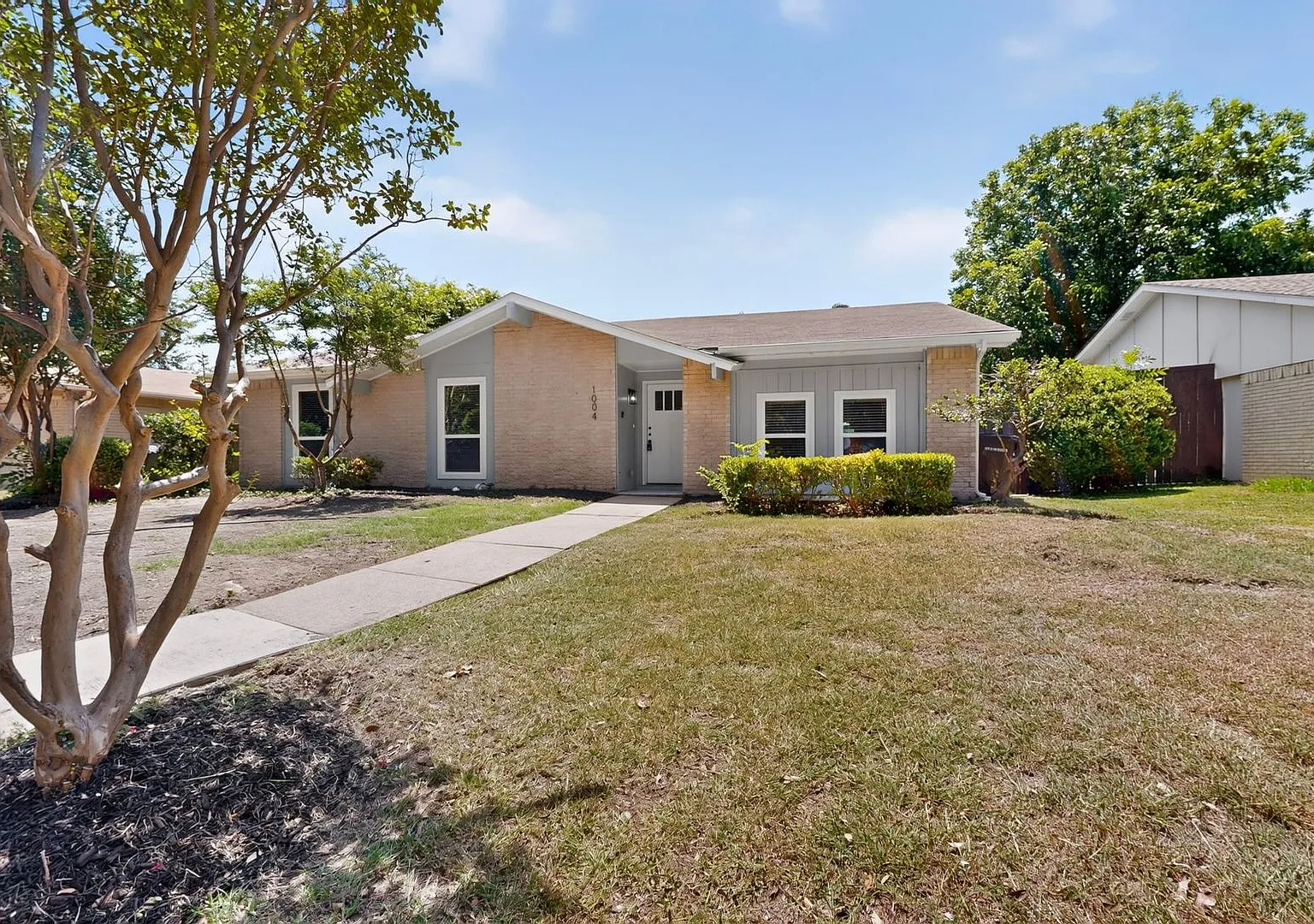 Plano Gem Ready To Be Your Home — Photo 1