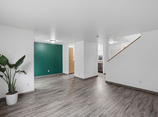 467 Tulipan Way, Talent, OR 97540