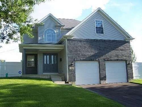 1st image of 1608 N Maywood Dr