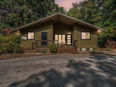 1425 Cramton Ave NE, Ada, MI, 49301