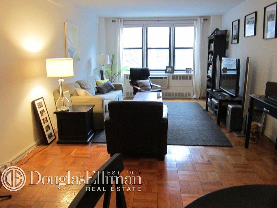 1st image of 1463 2nd Ave #3C