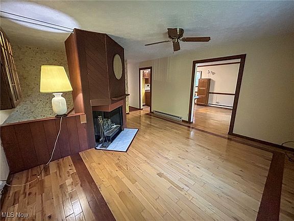 4th image of 5680 Breezewood Dr SE