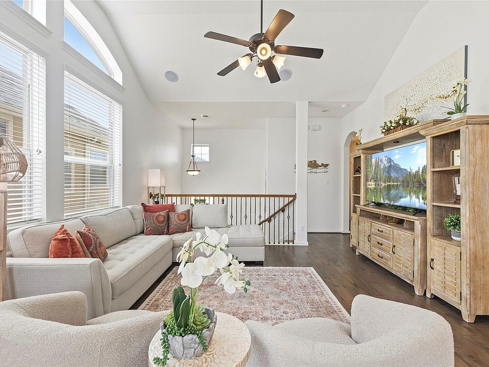 1st image of 12214 La Strada St