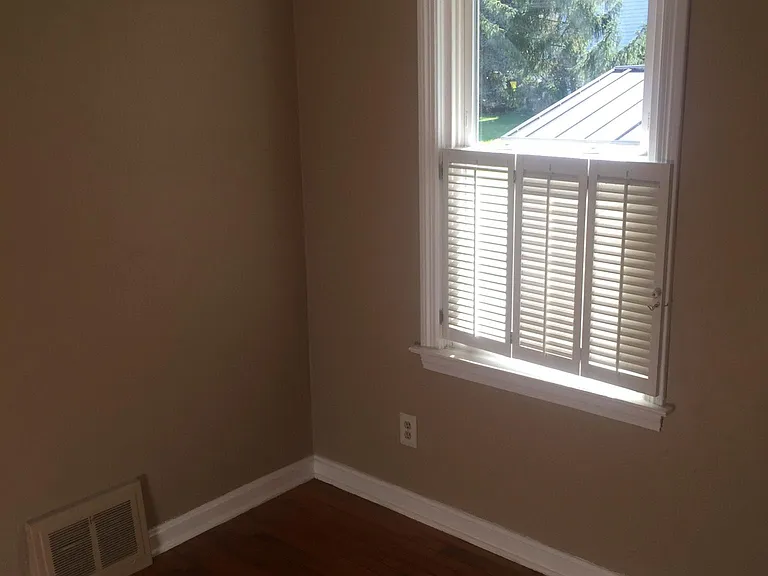 3246 Oakwood Dr — Photo 11