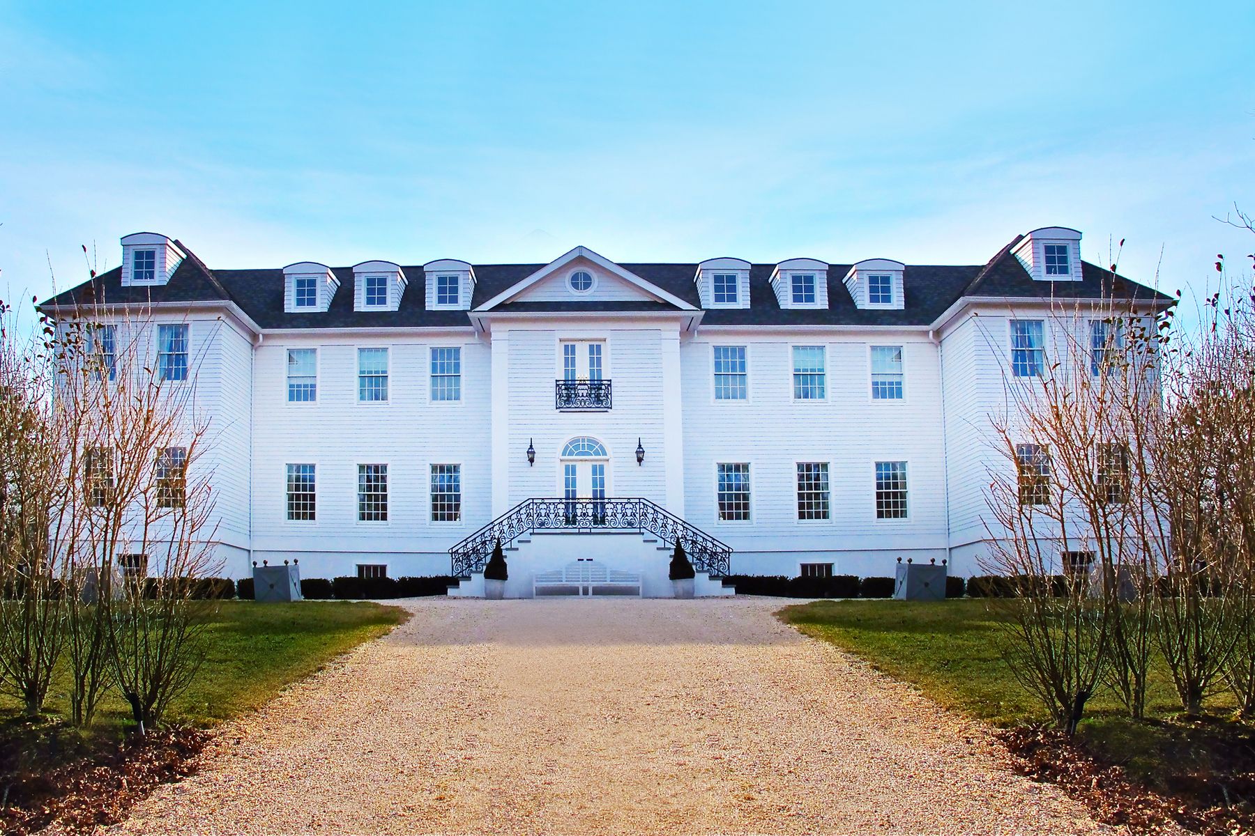 375 Water Mill Towd Rd, Water Mill, NY 11976 Out East