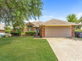 4045 Brookway Dr, Fort Worth, TX 76123