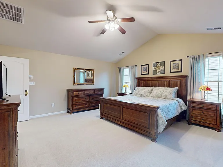 43911 Camellia St — Photo 26