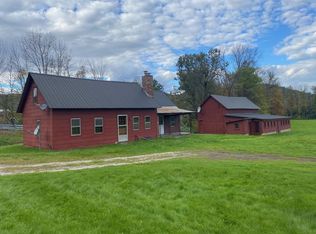 1457 Rockingham Rd, Chester, VT 05101