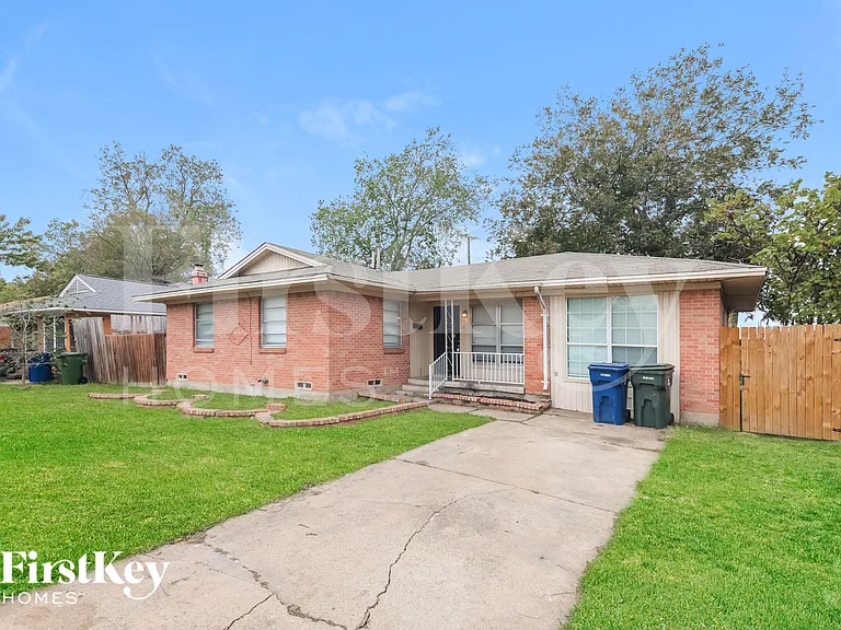 3101 Marydale Rd — Photo 2