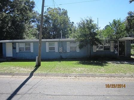 1st image of 921/923 W Desoto St